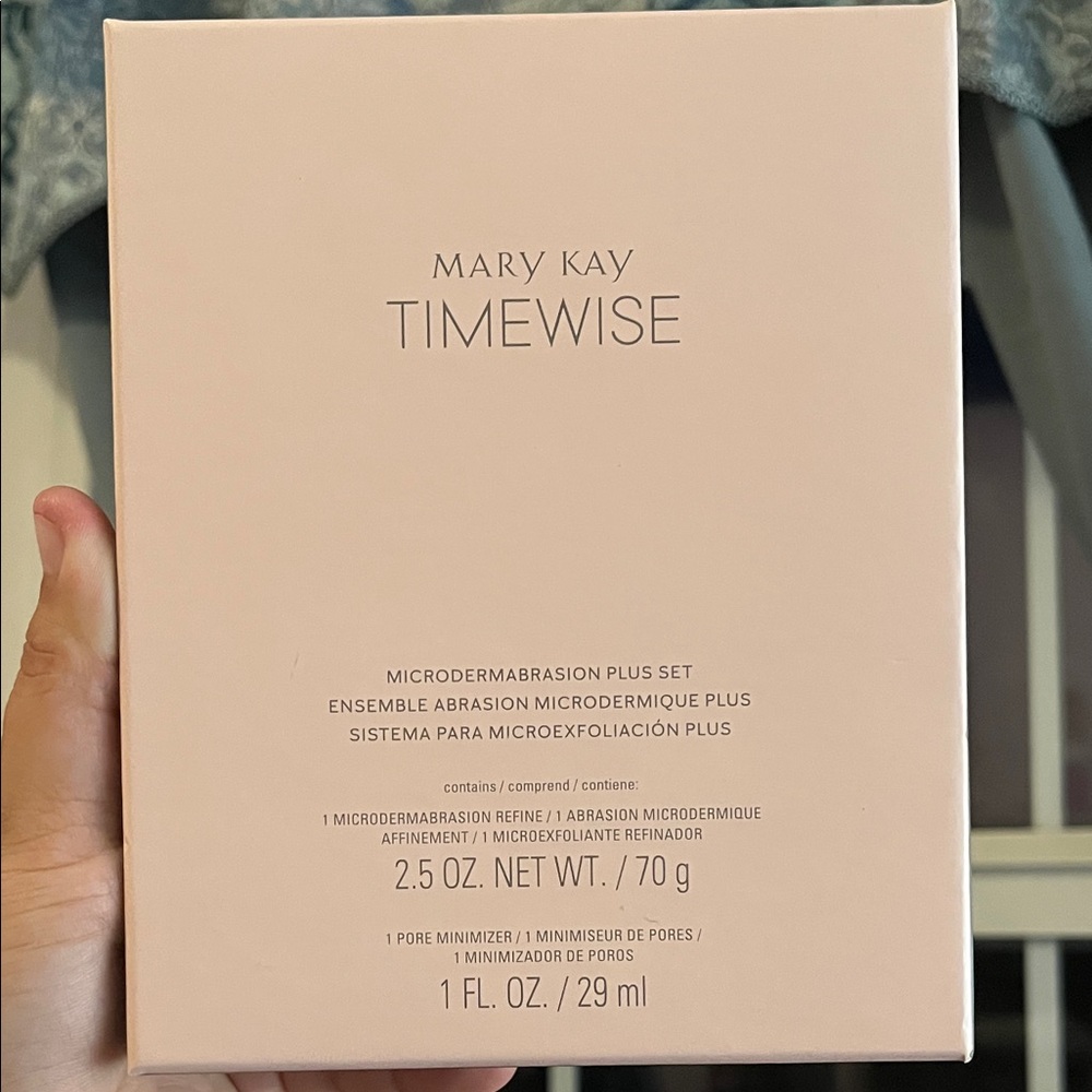 Mary Kay Timewise Skincare Set in White